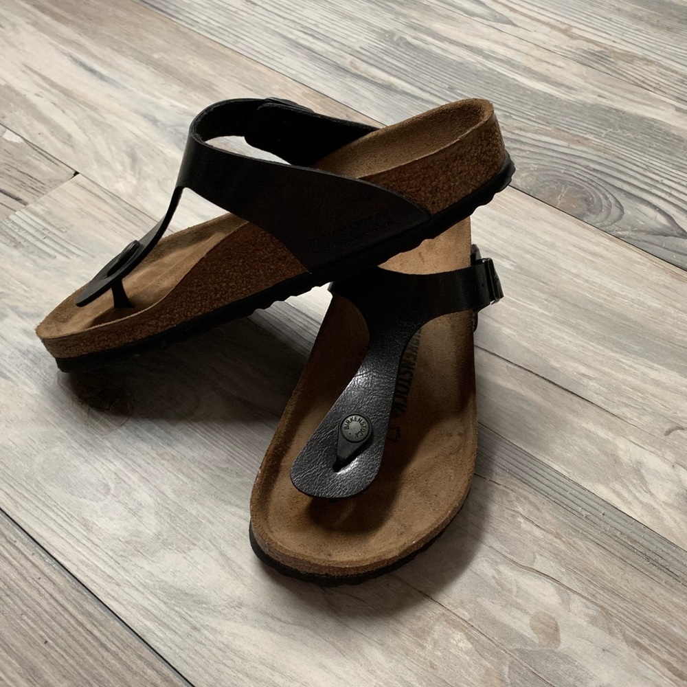 Black Birkenstock’s